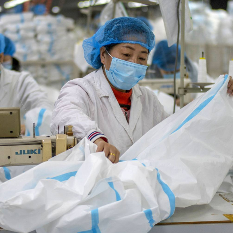 L'usine de vêtements Ruoxuan a exporté des combinaisons de protection 450K aux États-Unis.